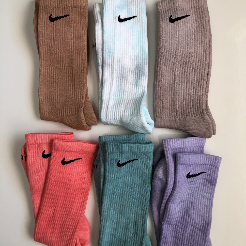 🆕3 Pack ⭐️Nike Custom Colour Unisex Crew Socks | Any colour you choose - Picture 11 of 13